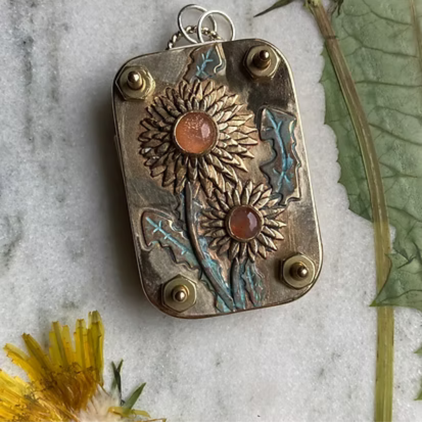 Left Behind™ Mini Flower Press